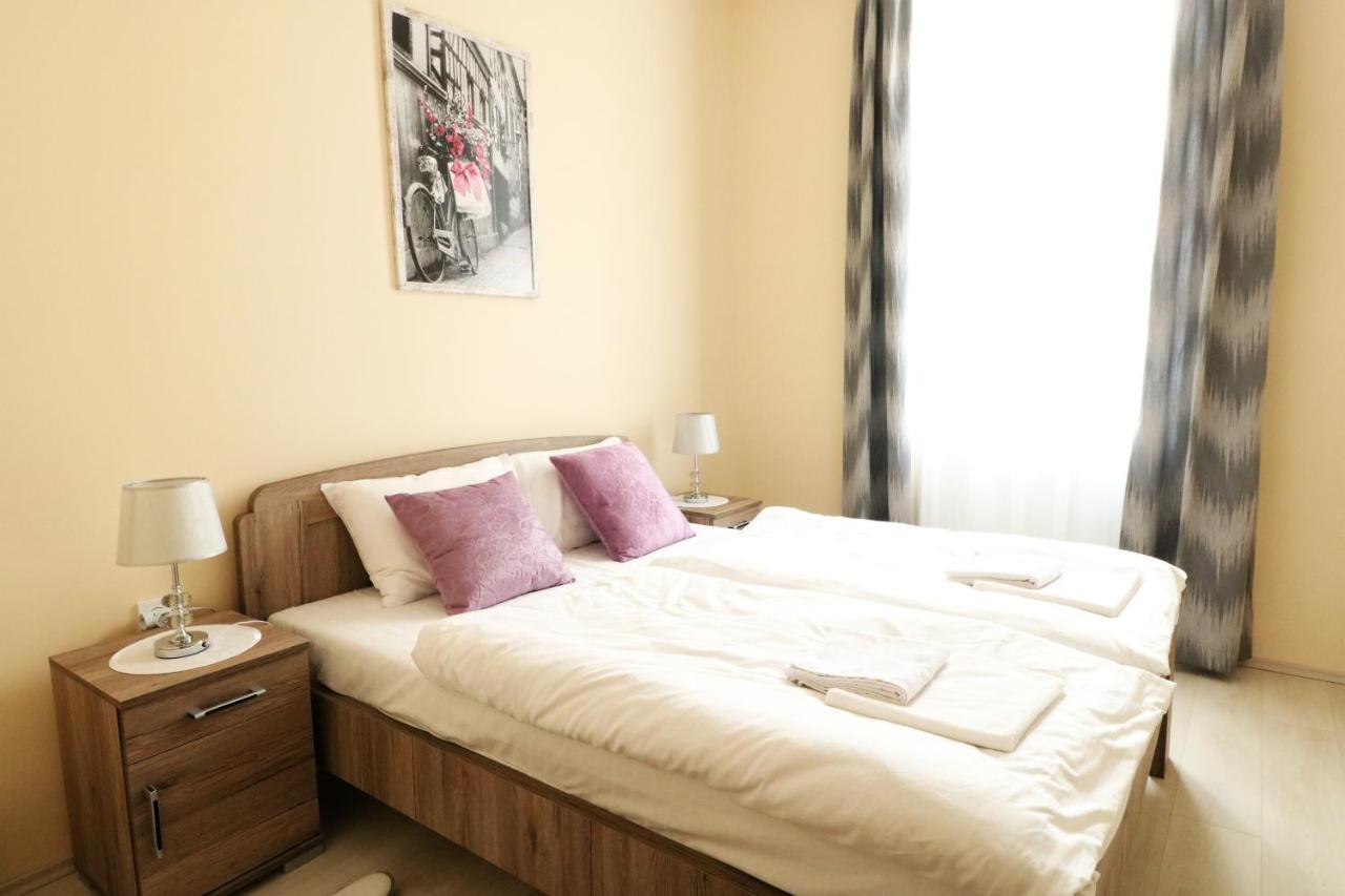Classic Apartman Szeged Exterior foto